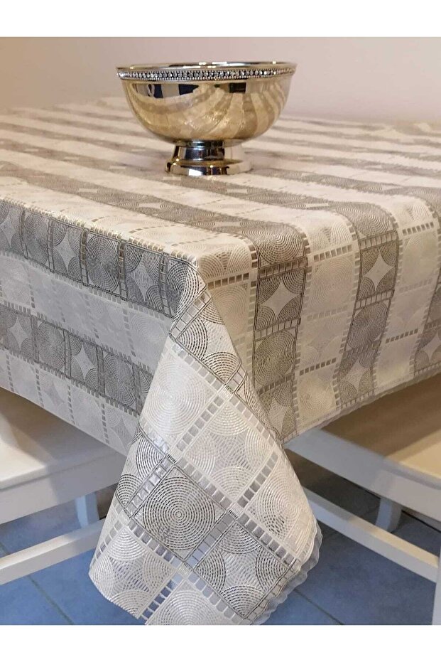 مفرش طاولة منقوش قابل للإزالة - 1