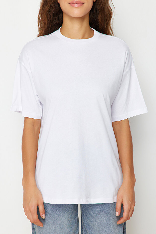 Beyaz %100 Pamuk Bisiklet Yaka Oversize/Geniş Kalıp Örme T-Shirt TWOSS20TS0134 - 8