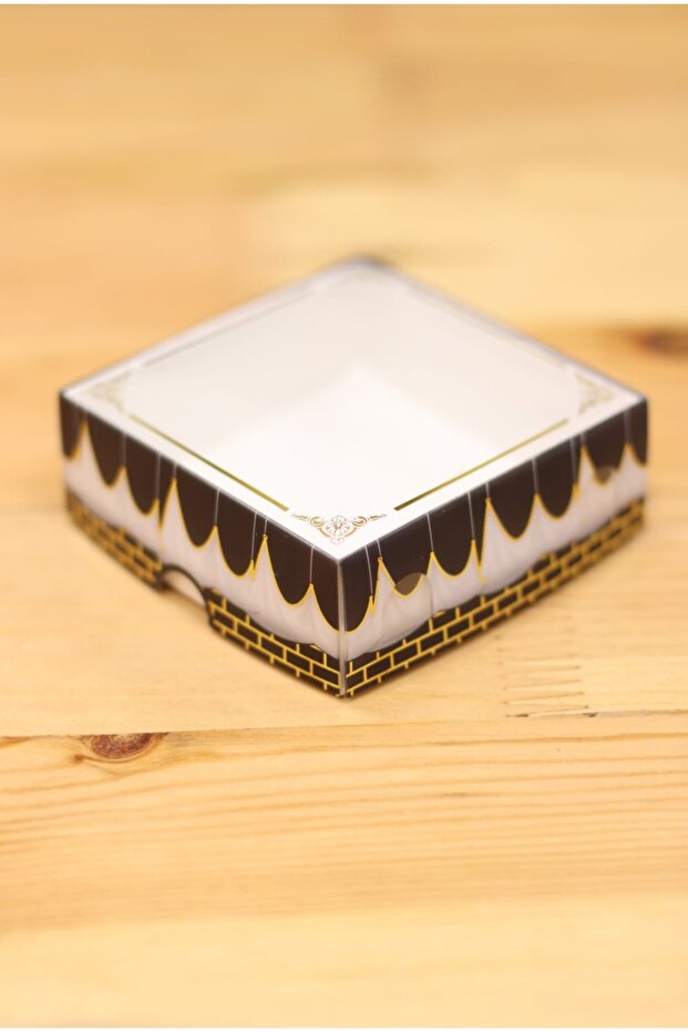 Kâbe patterned gift box 8x8x3 10 pieces