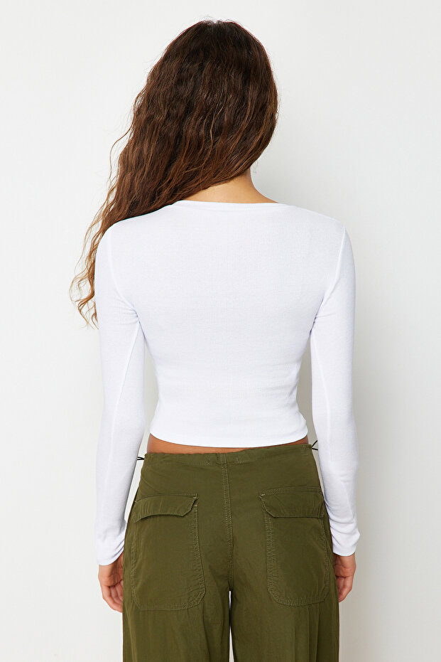 Siyah-Beyaz 2'li Paket Fitted/Vücuda Oturan Bisiklet Yaka Crop Fitilli Esnek Örme Bluz TWOAW22BZ0331 - 13