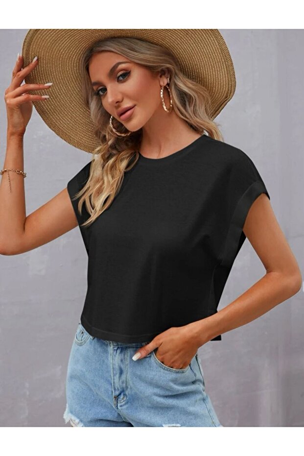 Comfortable Cut Cotton T-Shirt with Layered Sleeves