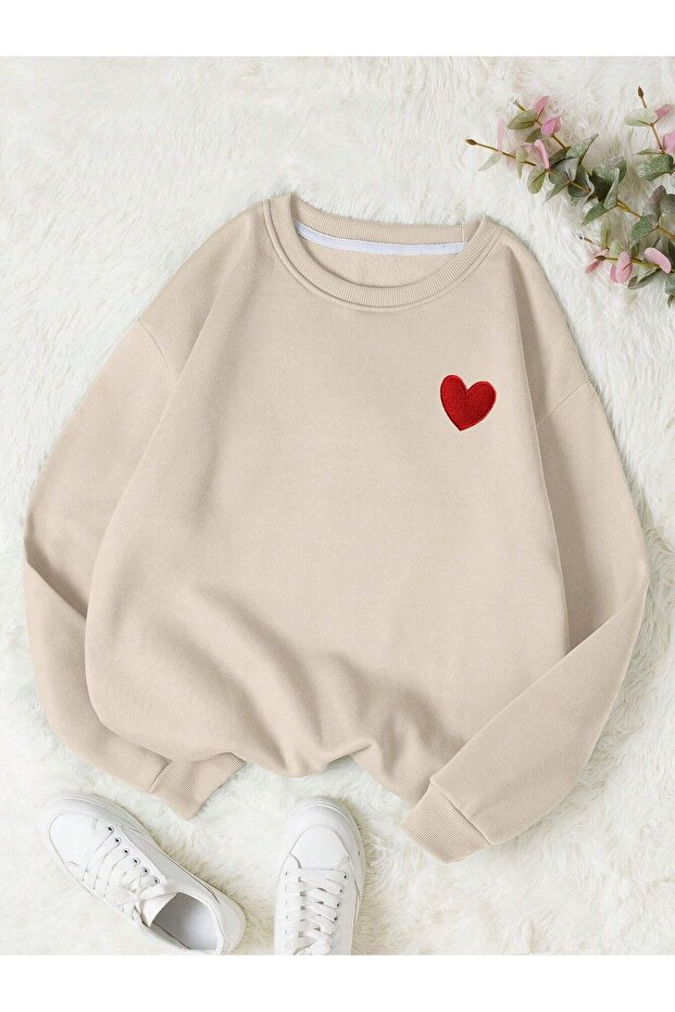 Women's Beige Small Heart Printed Oversize Crew Neck Sweatshirt
