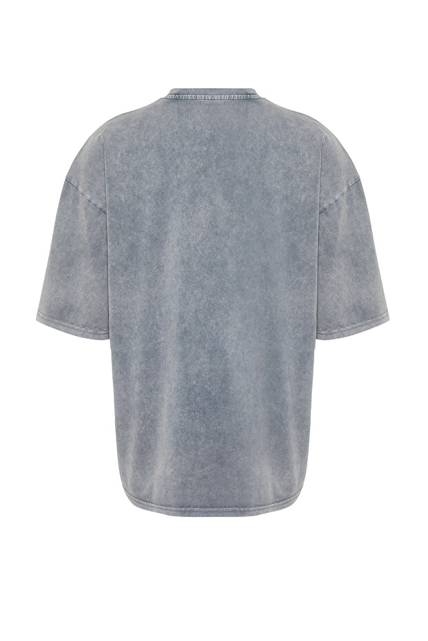 Gri Oversize/Geniş Kesim Eskitme/Soluk Efektli %100 Pamuklu T-shirt TMNSS24TS00146 - 9