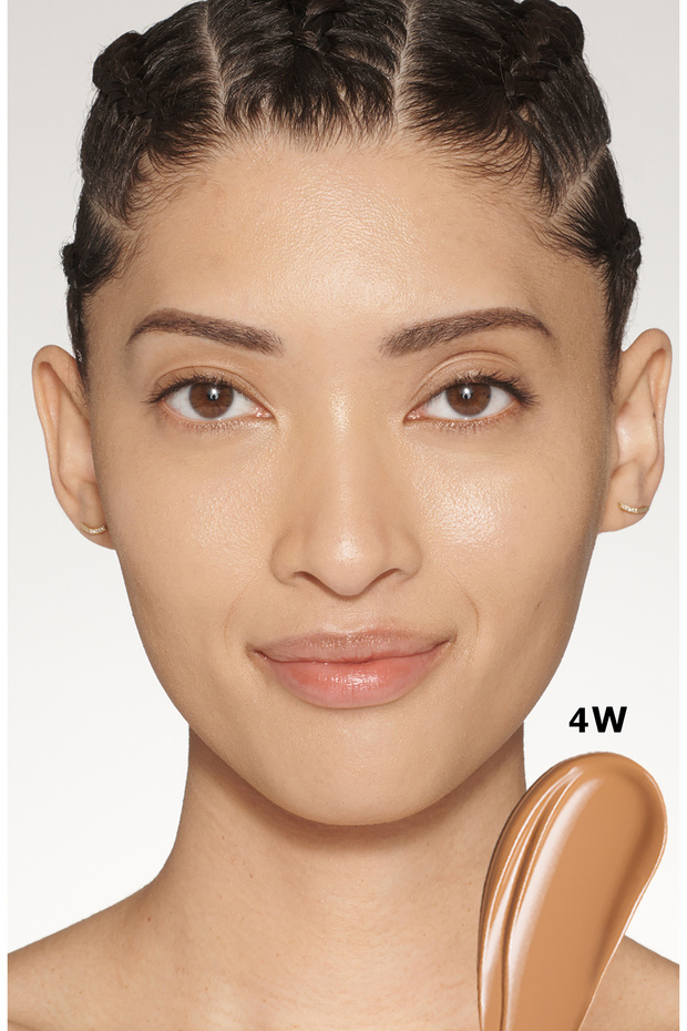 Futurist Brightening Skincealer - Aydınlatıcı Kapatıcı / Concealer 6ml, Renk: 4W - 2