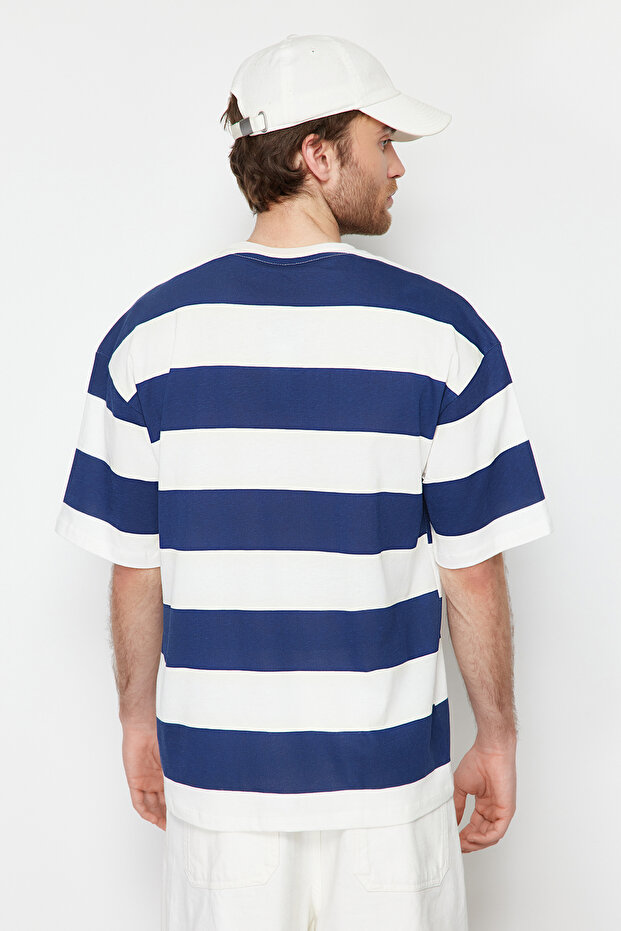 Lacivert Oversize Yazı Nakışlı Çizgili %100 Pamuklu Tok Kumaş T-shirt TMNSS24TS00099 - 2
