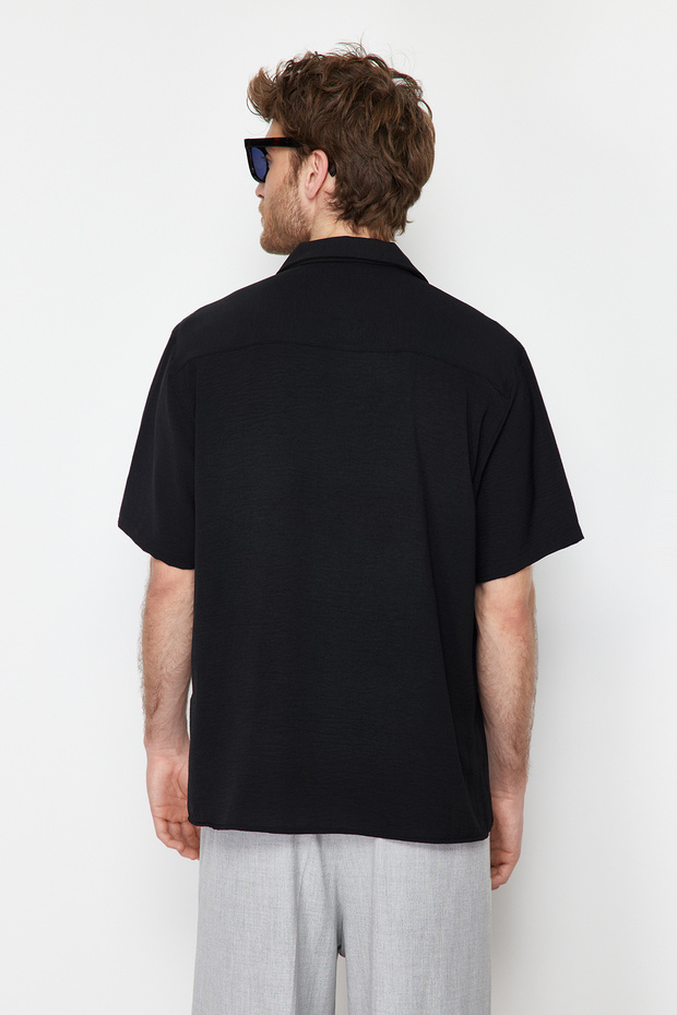 Siyah Oversize Fit Yazlık Kısa Kollu Keten Görünümlü Gömlek TMNSS24GO00019 - 6