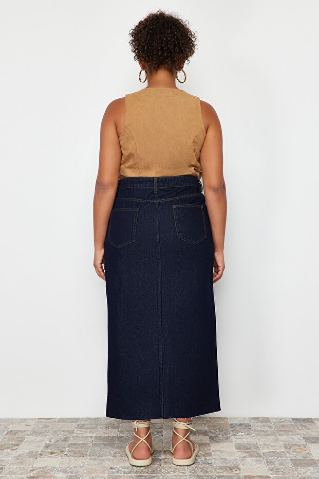 Koyu Mavi Yırtmaçlı Maxi Denim Etek TBBSS24AZ00046 - 6