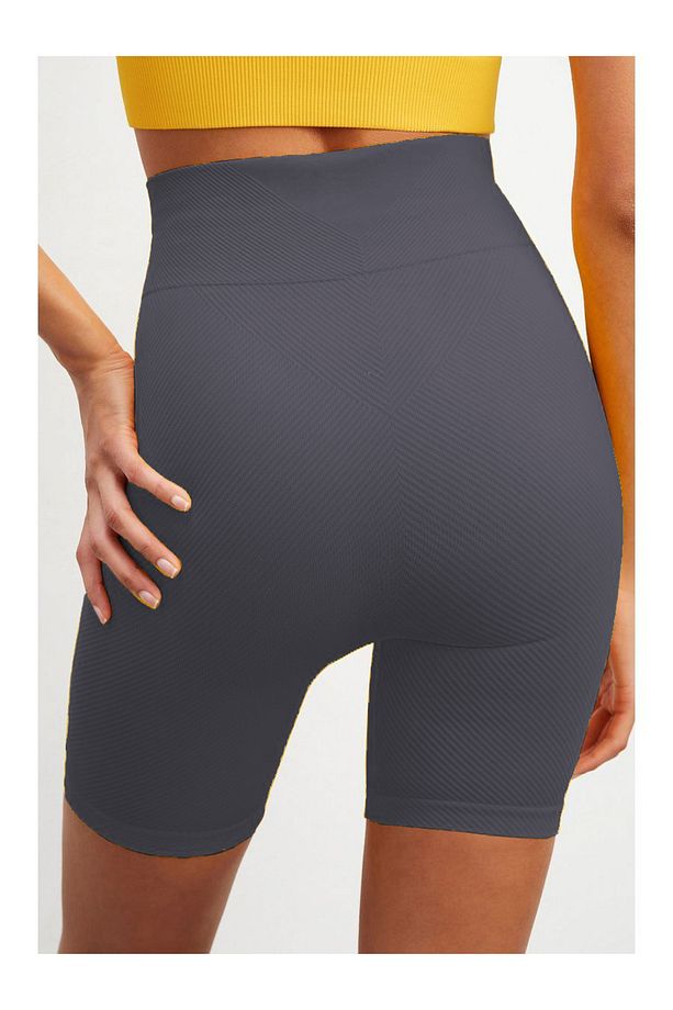 Felolin Model Dikişsiz Sporcu Şortu Örme Ve Seamless Model Gri Renk - 4