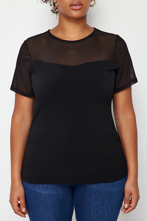 Siyah Kalp Yaka Mesh Detaylı Örme Bluz TBBSS24AF00046 - 3