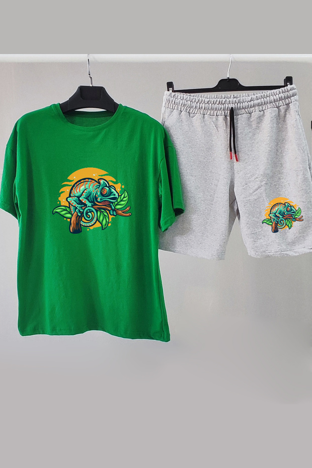 Chameleon Printed Green Oversize T-Shirt and Gray Shorts Combination
