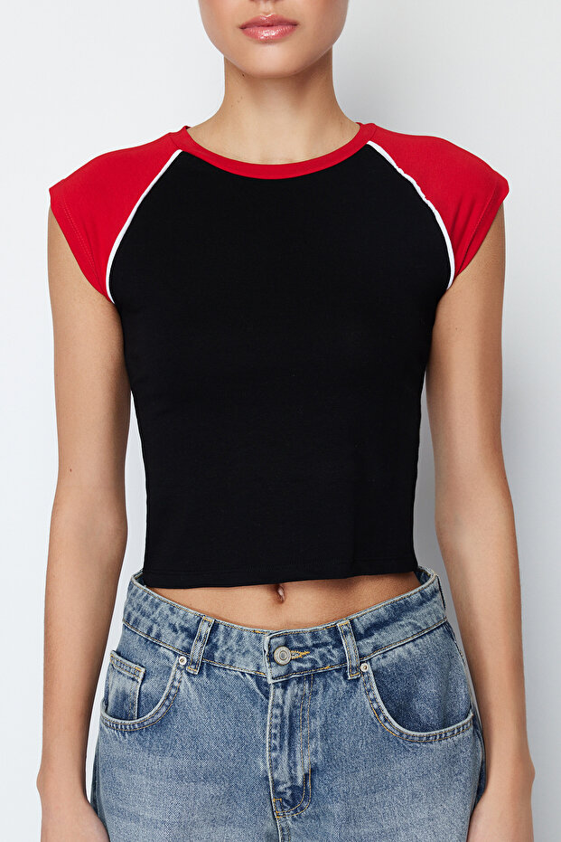 Siyah Renk Bloklu Slim Bisiklet Yaka Pamuklu Esnek Örme T-Shirt TWOSS24TS00067 - 4