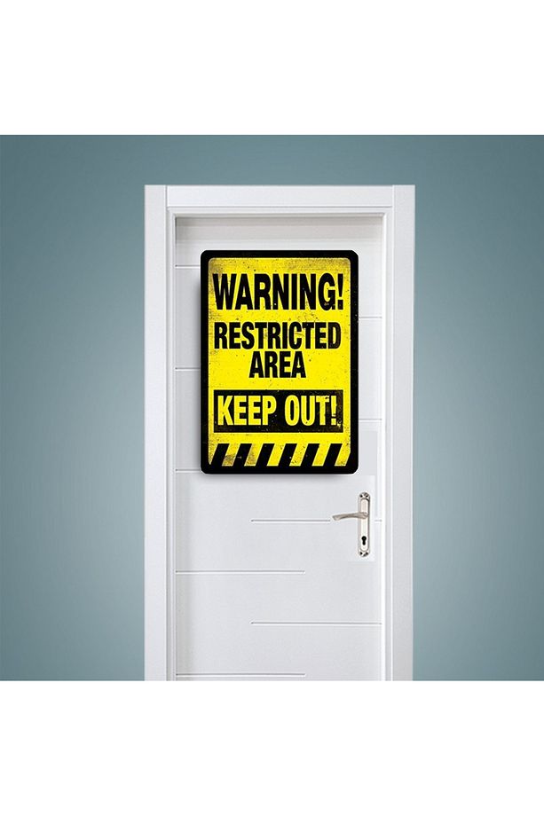 Yatak Odası Warning Restricted Yazılı Kapı Süsü Uyarı Konsept Dekor Ahşap Tablo (19x28 cm) - 1