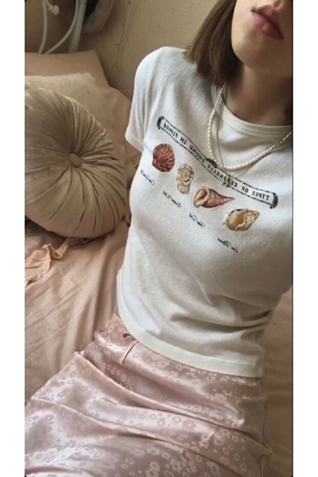 Y2K Fast Food Detail Half T-Shirt Crop