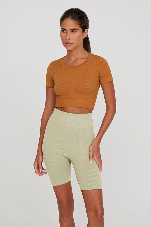 Felolin Model Fitilli Örme Model Seamless Sporcu Şortu Ekru Renk - 2