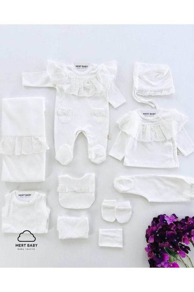 Emily Fistolu 10-Piece Organic Hospital Discharge Set 100% Cotton Newborn Baby Girl