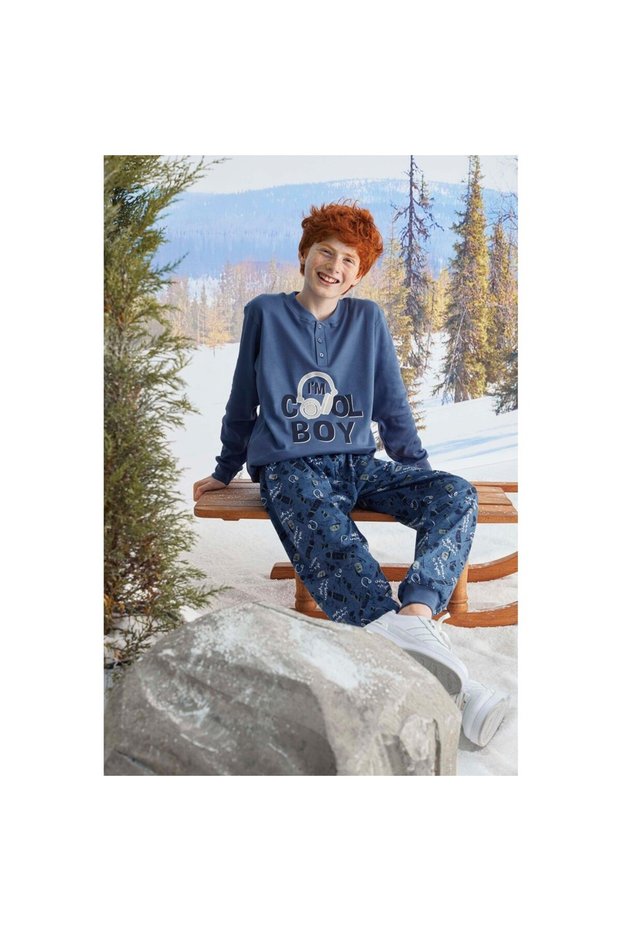 waiter male pajama suit
