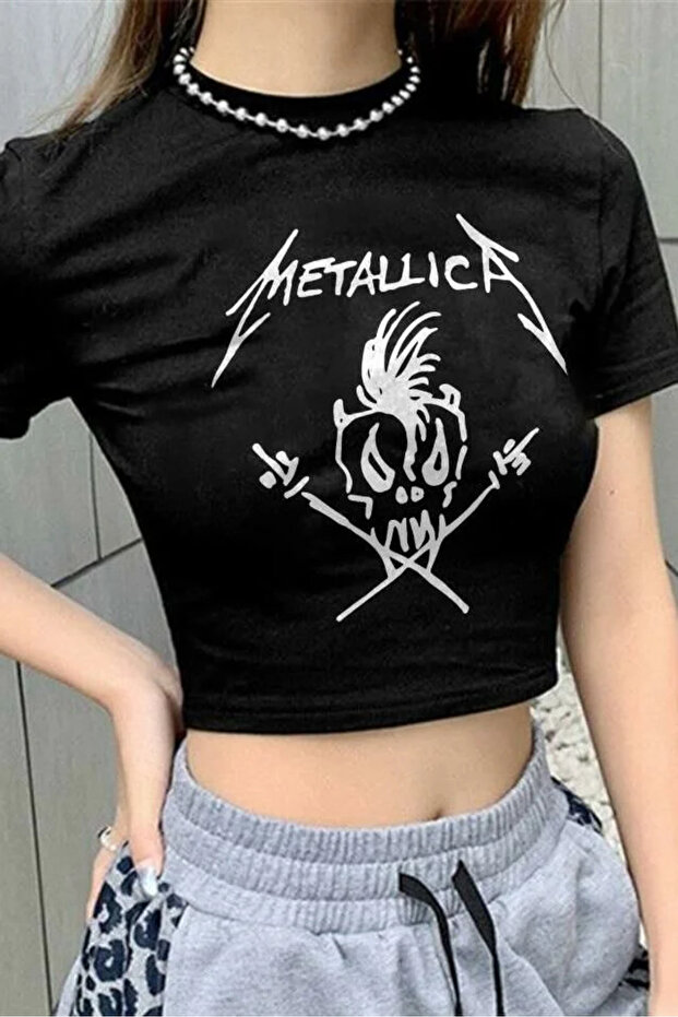 قصاصات مطبوعة باللون الأسود Y2K Metallica