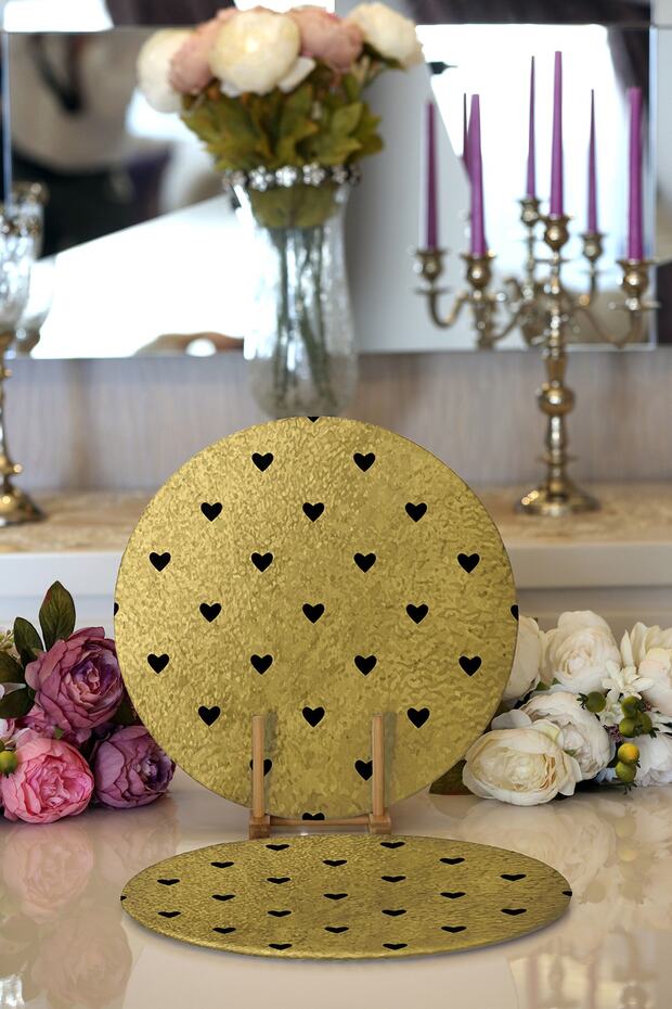 2-Piece Gold Floor White Arrow Motif Digital Printed Modern Round Plate & Placemat