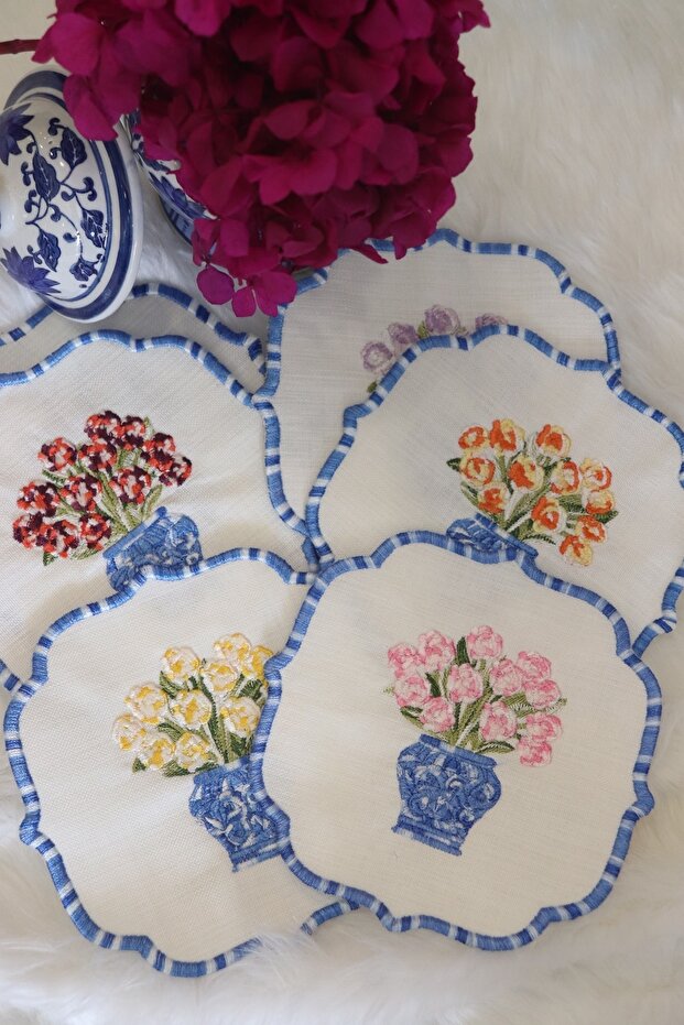 Bleu Blanc Embroidered 6-Piece Cocktail Napkin