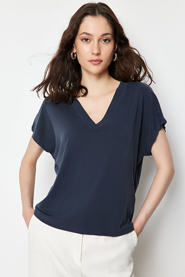 Antrasit V Yaka Relaxed/Rahat Kesim Modal Premium Örme T-Shirt TWOSS24TS00043 - 2