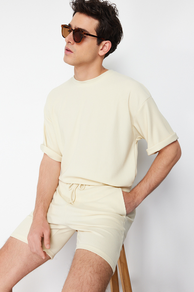 Ecru Medium Length Textured Non-Wrinkle Shorts - Regular Cut TMNSS23SR00039 - 3