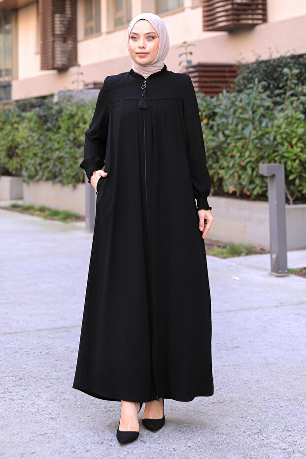 Ferace Black with Robe and Pocket