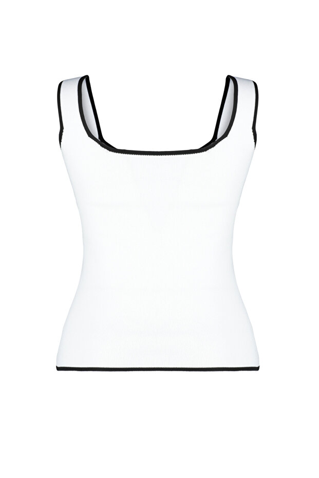 Ekru Çizgi Detaylı Kare Yaka Bodycon İnce Triko Bluz TBBSS24AF00052 - 8