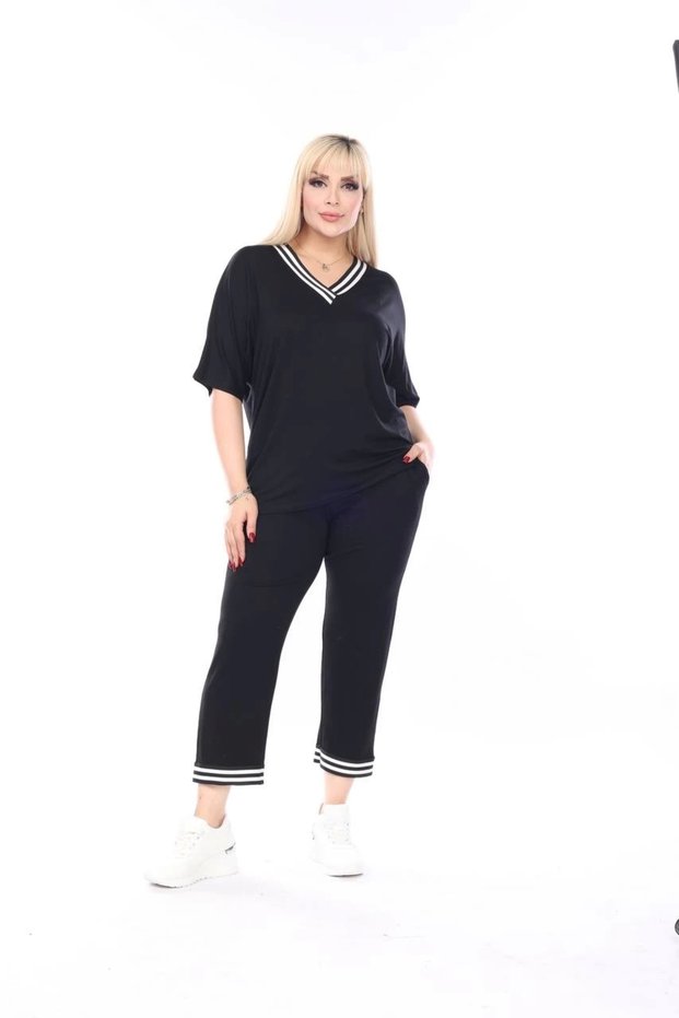 Women's Large Size Stripe Detailed V-Neck Suit