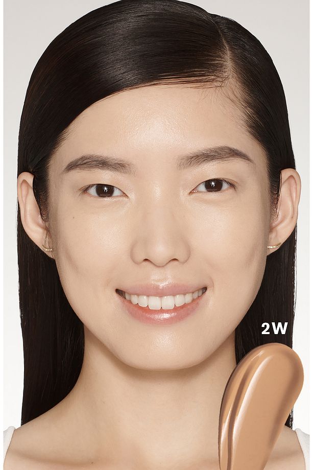 Futurist Brightening Skincealer - Aydınlatıcı Kapatıcı / Concealer 6ml, Renk: 2W - 2