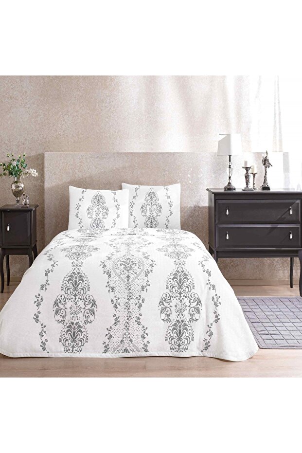 طقم بيكيه مزدوج كارمن مطبوع باللون الرمادي - 2