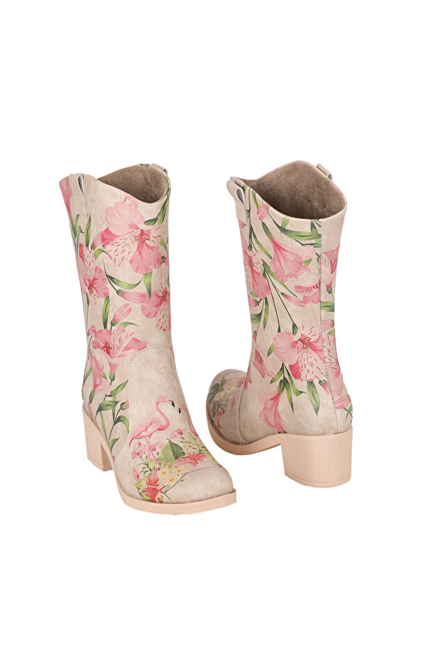 Renkli Kadın Bot - 3