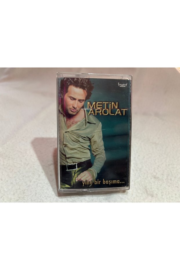 Cassette - Text Arolat - Another Head on Me
