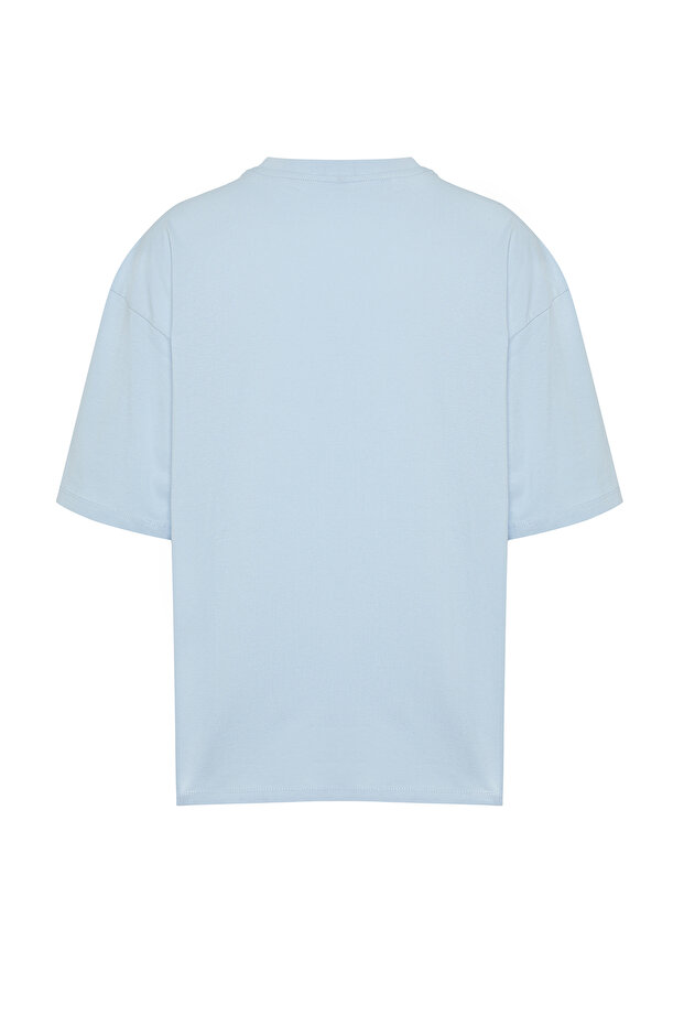 Açık Mavi Oversize %100 Pamuklu Bisiklet Yaka Minimal Yazı Baskılı T-Shirt TMNSS23TS00084 - 8