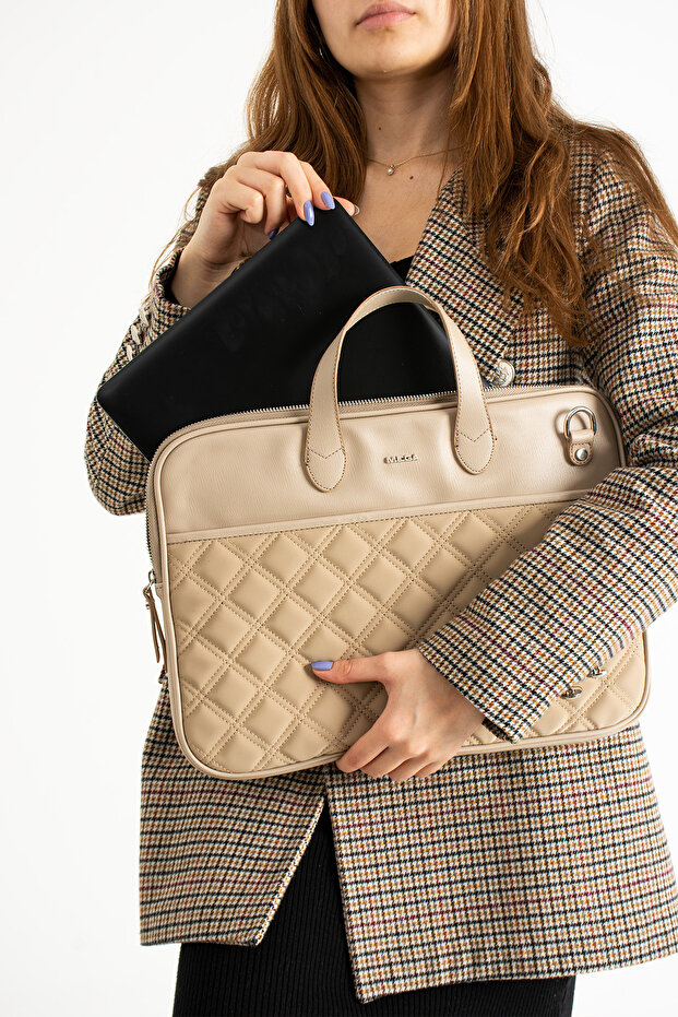 Arcola Model Unisex Notebook Computer And Briefcase Waterproof Quilted Multi-Pocket VIP - 3