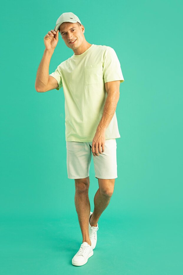 شورت برمودا أساسي بقصة عادية R4324az22sm - 1