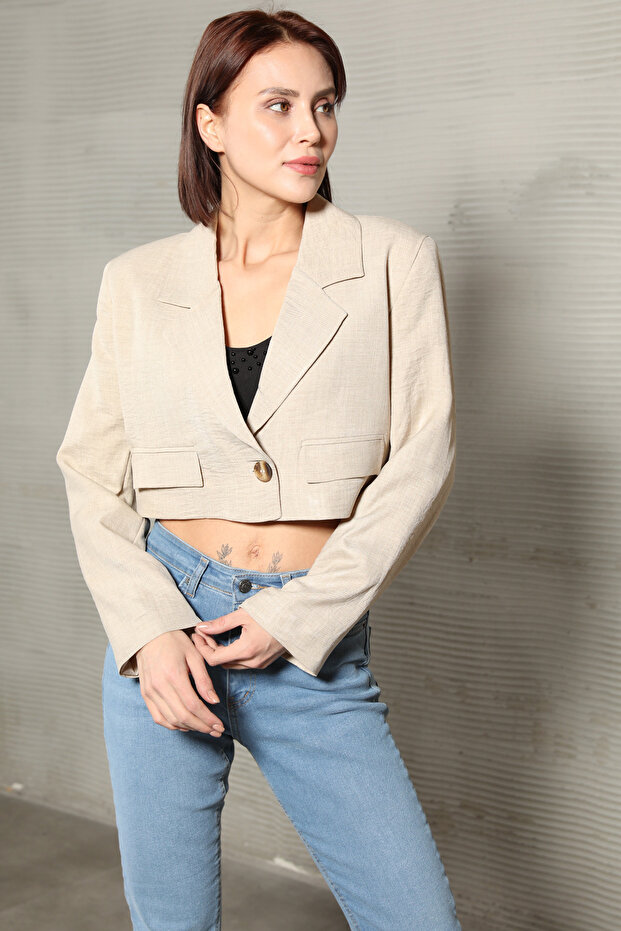 Women's Single Button Ornamental Pocket Detailed Mini Jacket