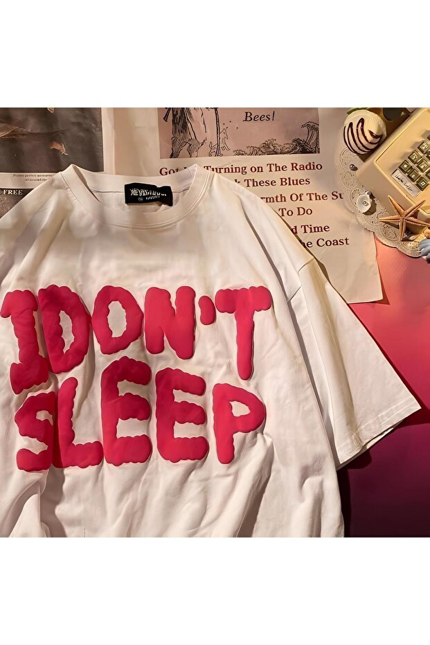 تي شيرت I Don't Sleep بتفاصيل نصية للجنسين مقاس كبير