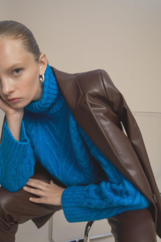 Regular Fit Turtleneck Sweater Z0659az22wn