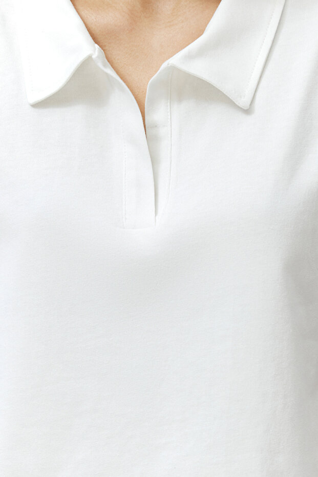 Ekru %100 Kalın Pamuklu Polo Yaka Regular/Normal Kalıp Örme T-Shirt TWOSS24TS00075 - 4