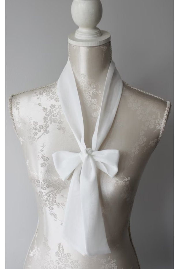 Biana chiffon long size tie off white