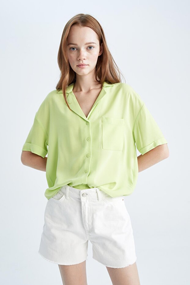 Relax Fit Pajama Collar Short Sleeve Shirt W6864az22sm
