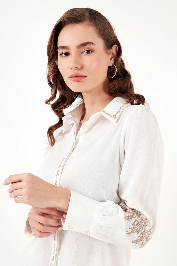 Regular Fit Nakış İşlemeli Gömlek  GÖMLEK 611GO0201 - 4
