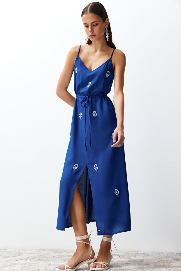 Indigo A-Kesim Nakışlı V Yaka Midi Dokuma Elbise TWOSS23EL01431 - 2