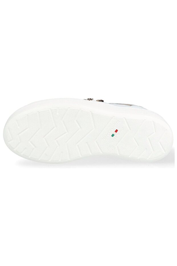 Παπουτσιών - 7