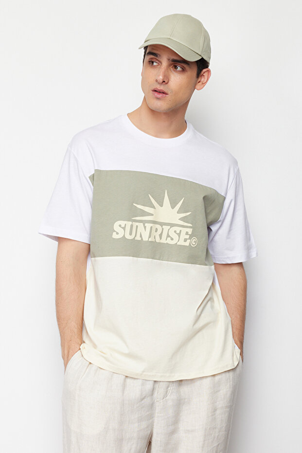 Mint Oversize/Geniş Kesim Yazı Baskılı Renk Bloklu %100 Pamuklu Kısa Kol T-Shirt TMNSS24TS00129 - 1