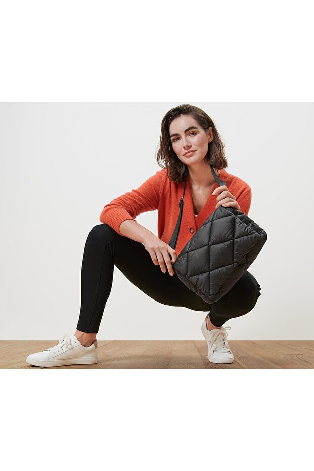 Kapitone Omuz Çantası - 1