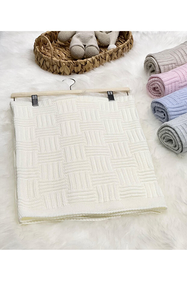 LITTLE LAND STRIPE PATTERNED KNITWEAR BLANKET