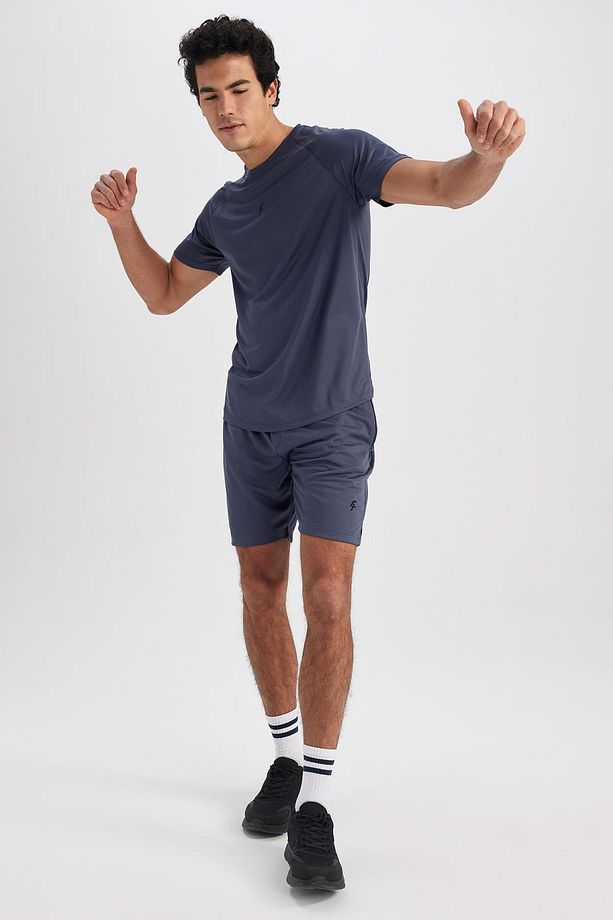 Fit Slim Fit Dar Kesim Sporcu Standart Paça Şort V3030az23sp - 4