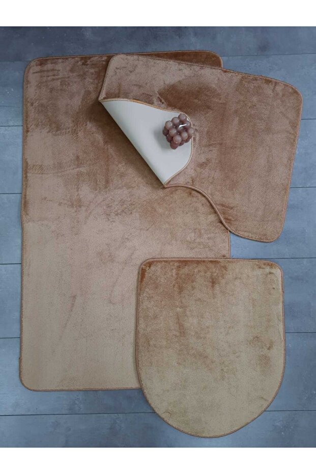 Ultrasoft Plain Cappuccino 3-Piece Bathroom Rug Mat Set Non-Slip Leather Based Washable Toilet Seat Set
