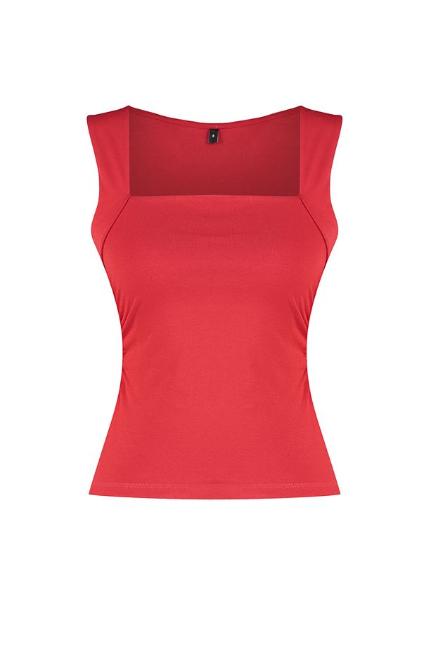 Kırmızı Düz Kare Yaka Askılı Büzgülü Fitted/Vücuda Oturan Esnek Örme Bluz TWOSS24BZ00400 - 7
